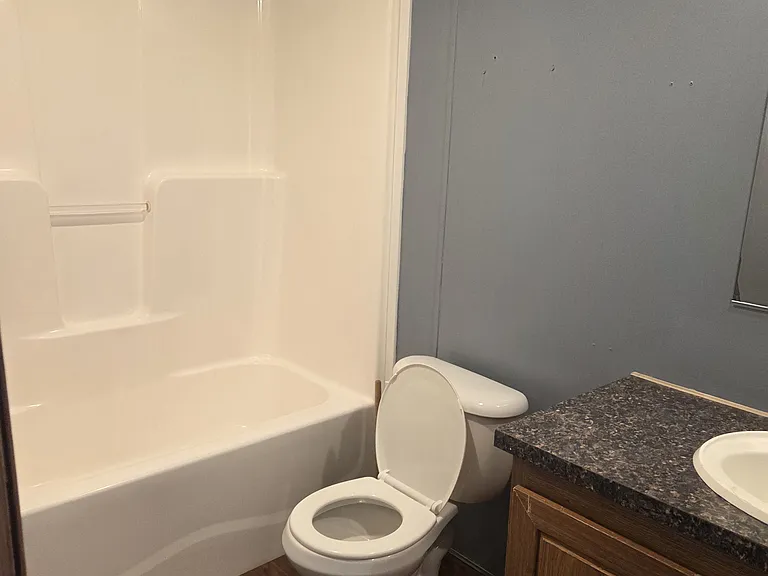 14 Mobile Ln — Photo 4