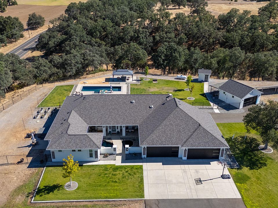 1st image of 21999 Los Altos Dr