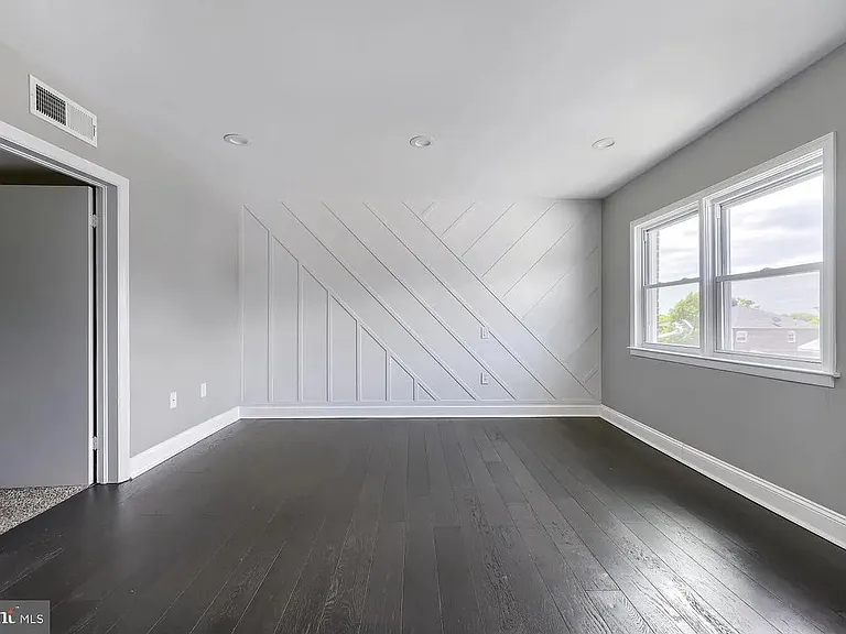 2908 Clearview Ave #2 — Photo 5