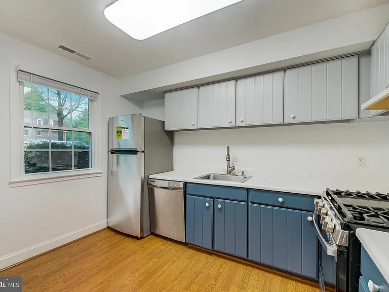 762 Quince Orchard Blvd #P1 — Photo 9