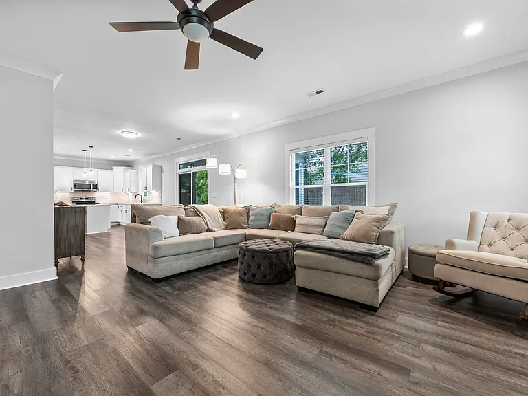 247 Shellbank Dr — Photo 20