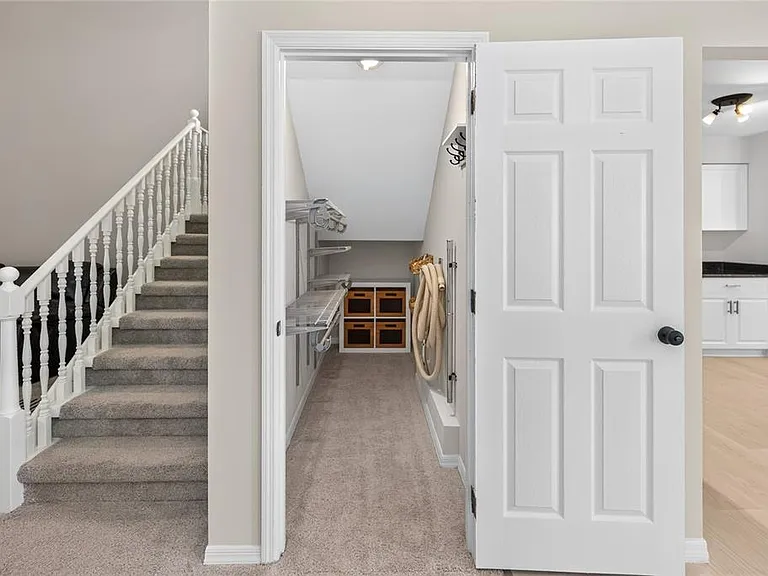 172 Deer Lake Cir — Photo 12