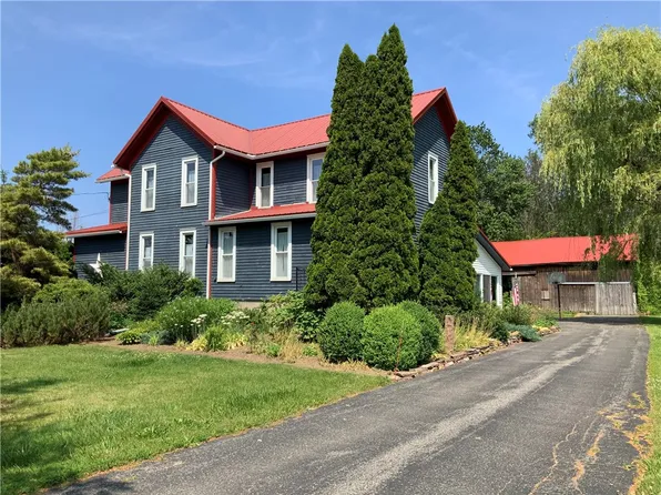 1735 Oak Orchard Rd, Albion, NY 14411