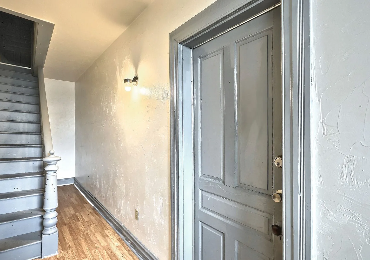 301 N Queen Street — Photo 4