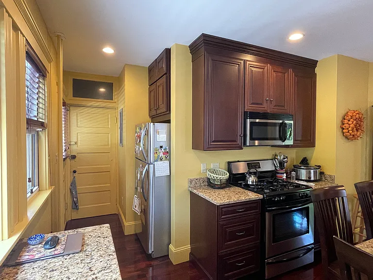 200 Larch Rd #2 — Photo 4