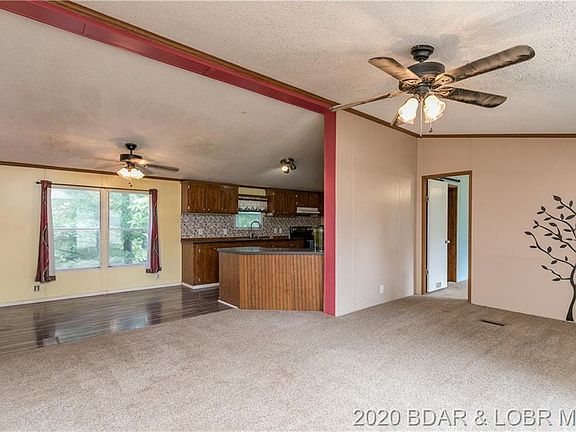3rd image of 373 Lamp Dr