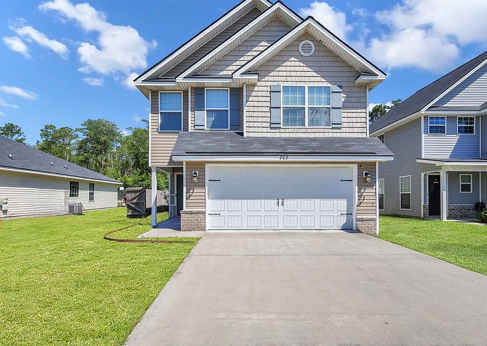 1st image of 203 Grandview Dr