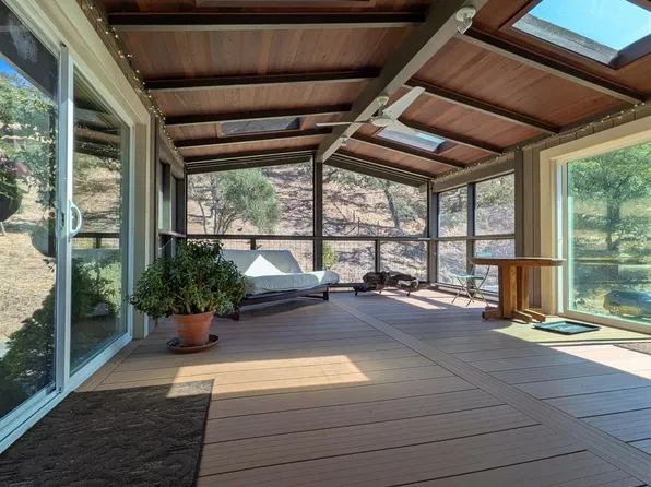 52 Glen Road, Novato, CA 94945