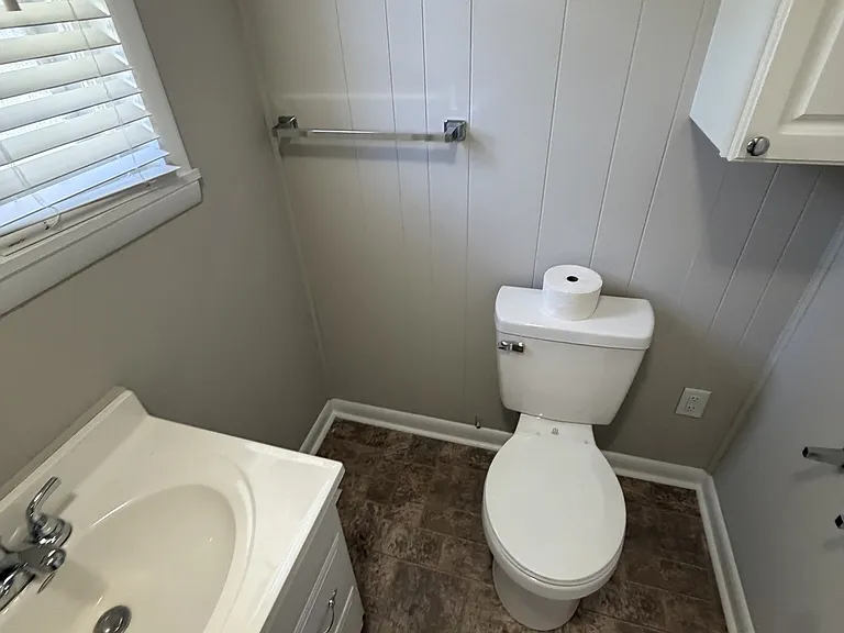 2161 N Carolina 55 — Photo 3