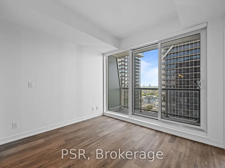 11 Ordnance St #1901 — Photo 7
