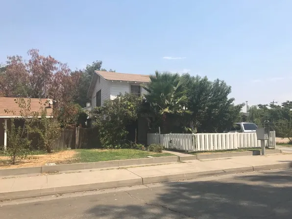 417 S H St, Madera, CA 93637