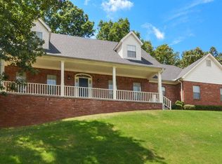 1507 Hillsborough Ln, Little Rock, AR 72212