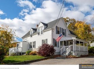 12 Center St, York, ME 03909