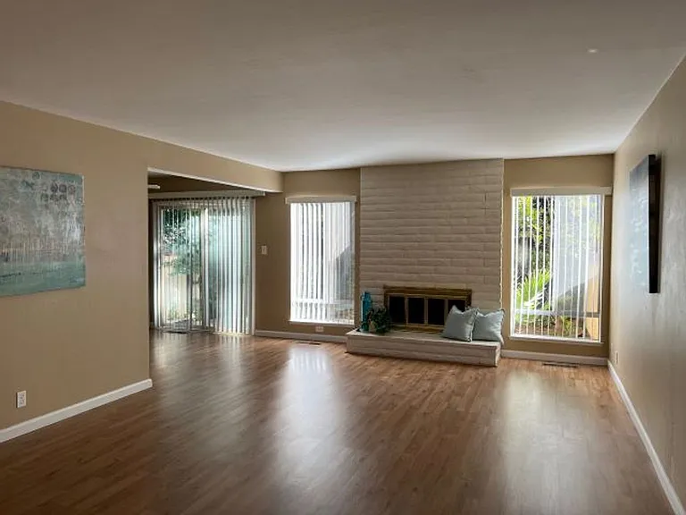 120 Carlton Ave #40 — Photo 3