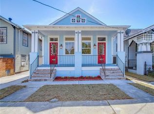 8126 Apple St, New Orleans, LA 70118