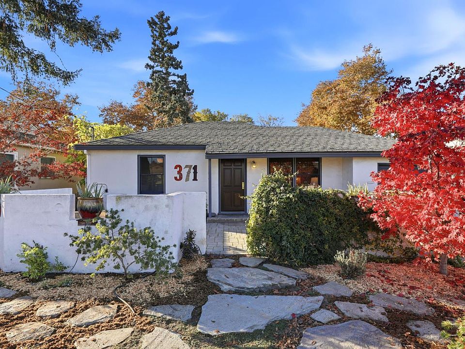 1st image of 371 Orchard Ave