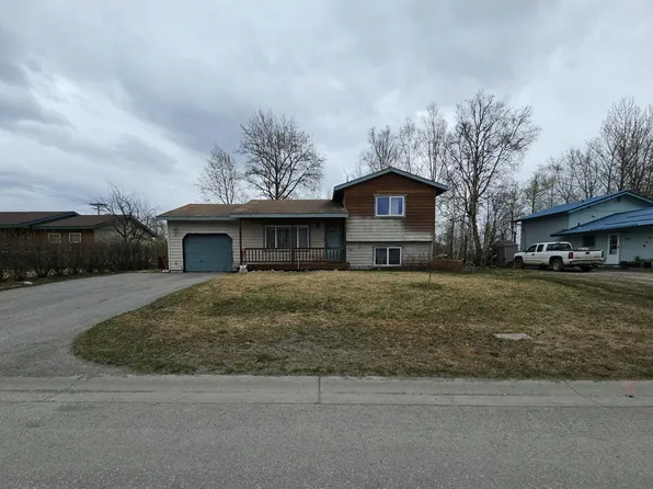 119 S Silver Tip Dr, Palmer, AK 99645