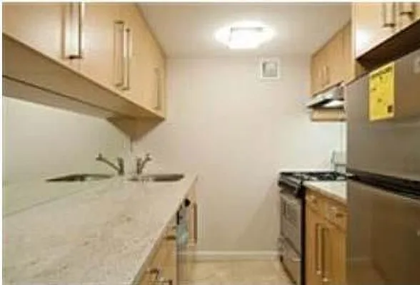 Rented by Sommerlyn Associates | media 5