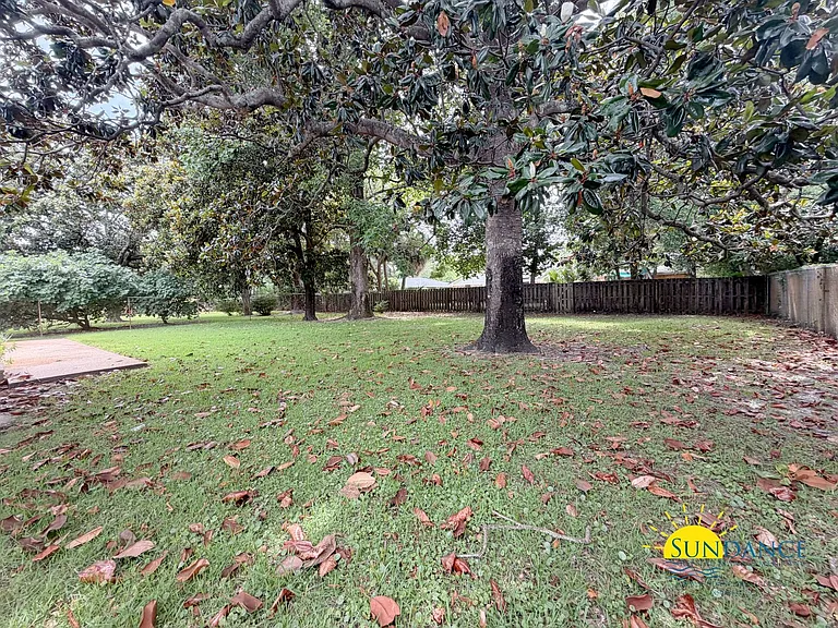 130 Walton Dr NE — Photo 19