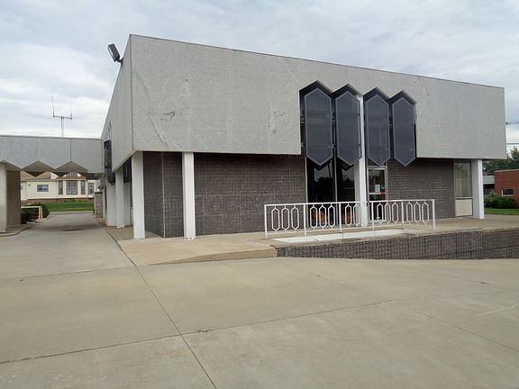 5th image of 101 W Central Blvd