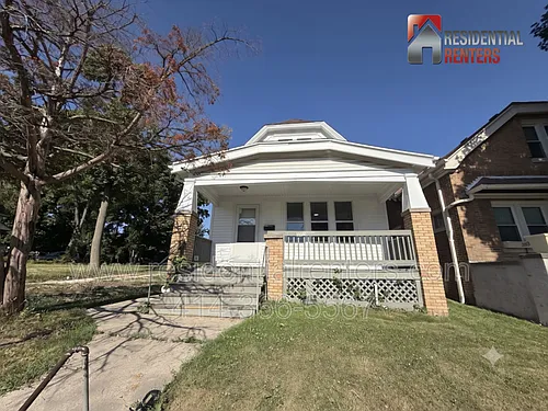 3351 N 6th St Photo 1