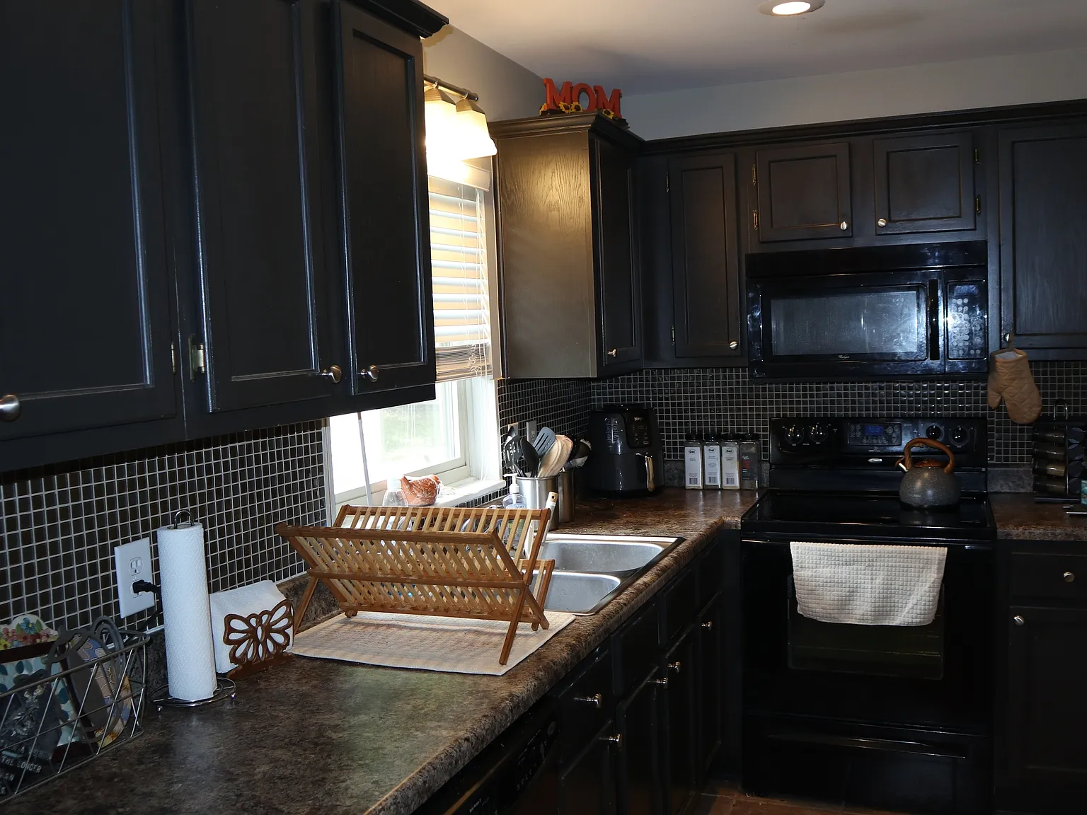 1008 Broadway - B — Photo 2