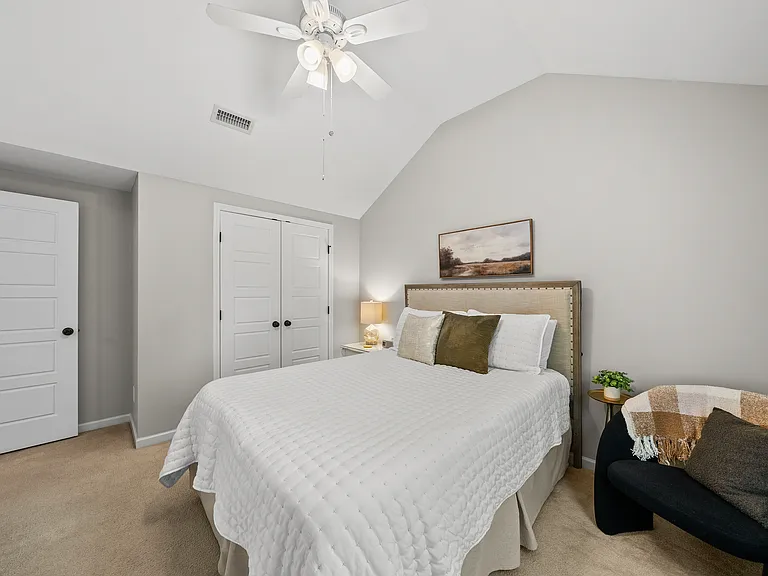 919 Award St — Photo 5