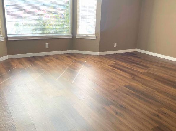 2421 Country Club Blvd #B3