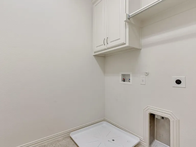 4690C Rhett Ln — Photo 18