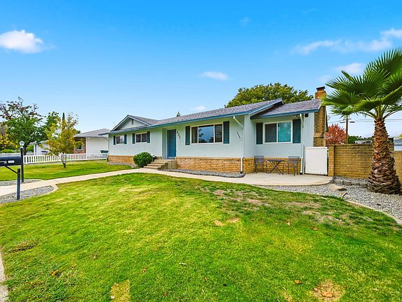 2nd image of 830 Middle St