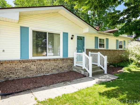 1942 Bridle Creek Dr SE, Kentwood, MI 49508