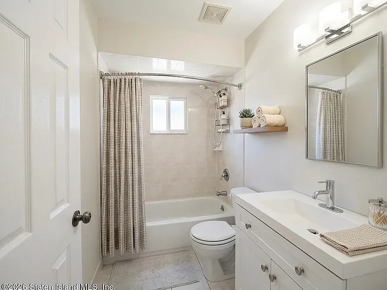 291 Lockman Ave #2 — Photo 3