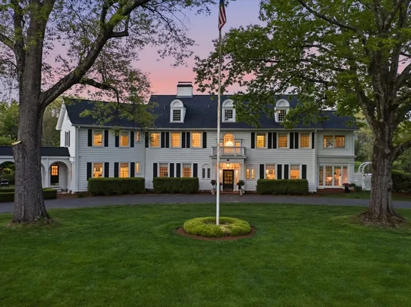 440 Prospect St, East Longmeadow, MA 01028