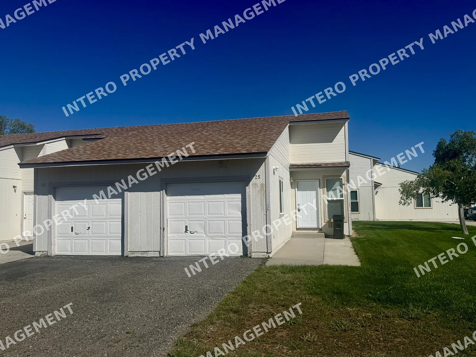 1 bed, 950 sqft, $1,450 — Photo 3