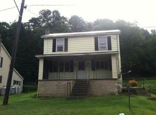 25 Harrison St, Clymer, PA 15728