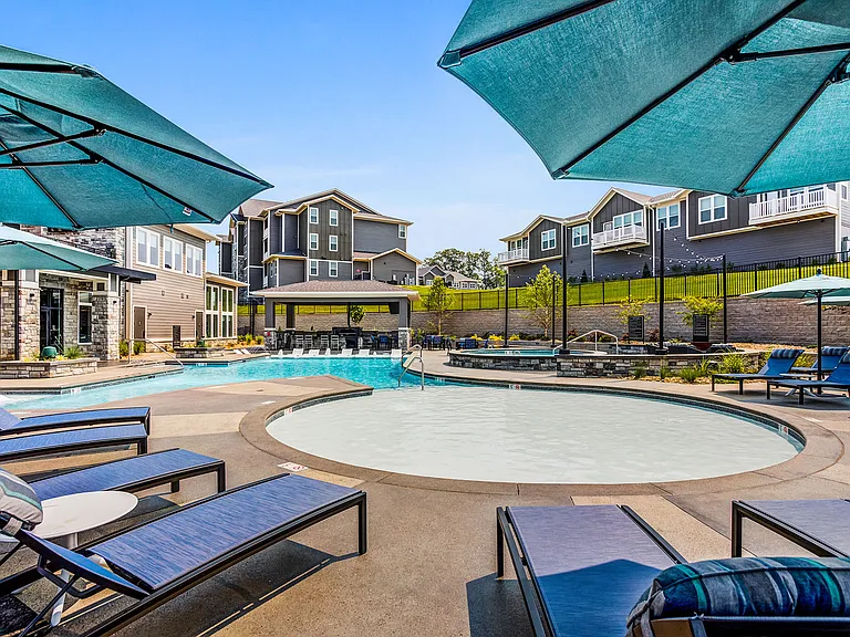 Icon Apartment Homes at Hardin Valley — Photo 14