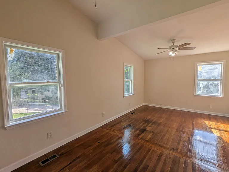 1615 Abner Ter NW — Photo 10