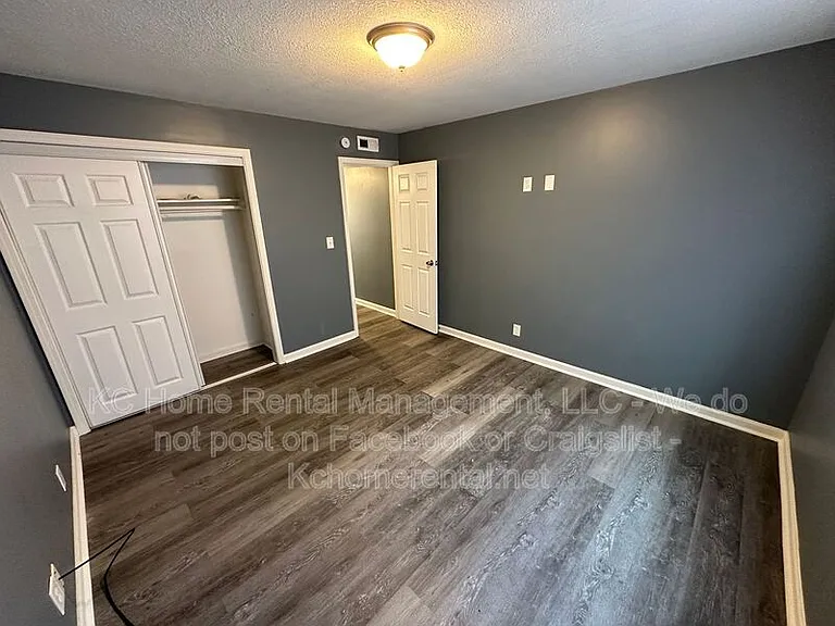 3118 N 55th St #B — Photo 21