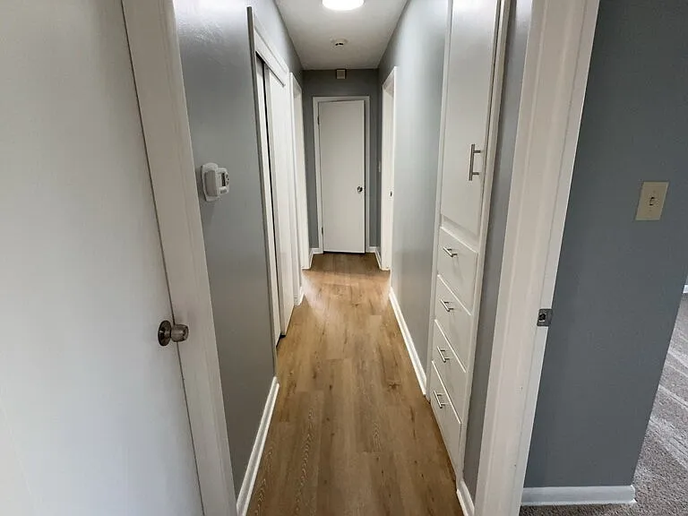 5300 S Seneca St — Photo 10