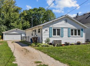 54 Lawson St, Menasha, WI 54952