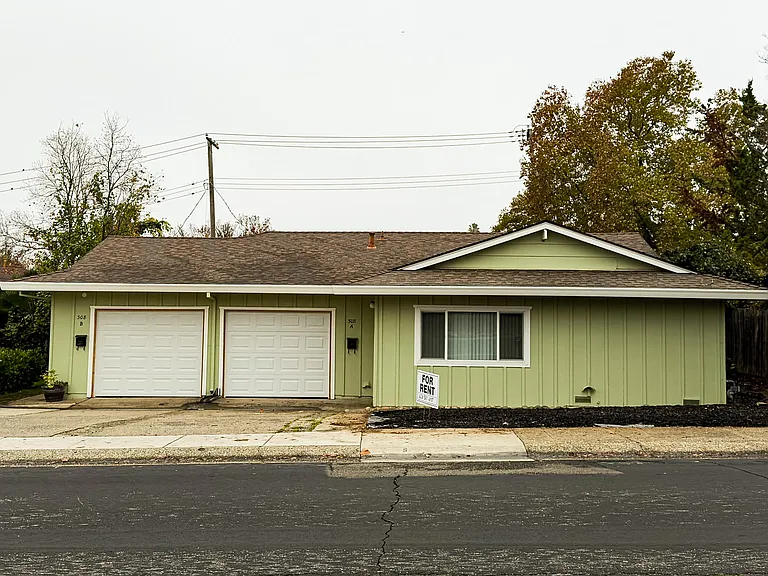 308 Montrose Dr #A — Photo 1