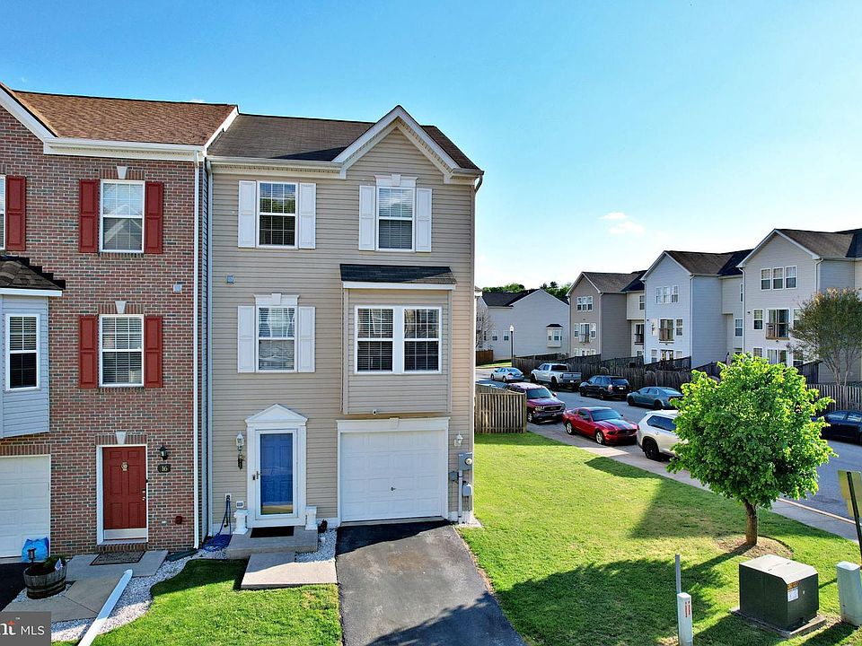 1st image of 12 Bruce Dr