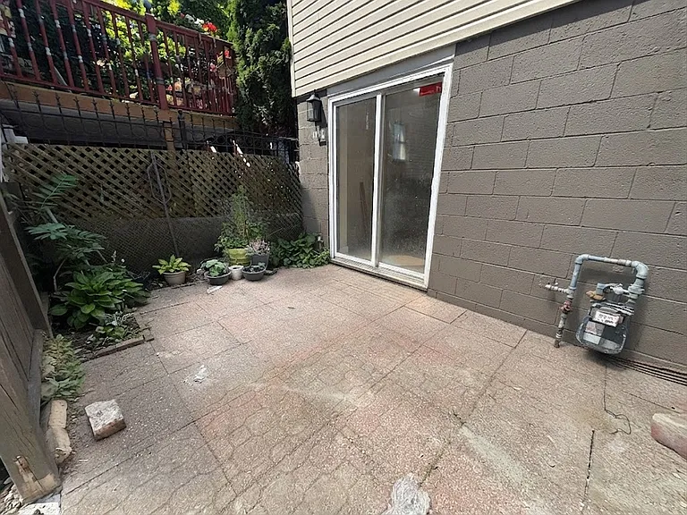 1740 N Francisco Ave #CH — Photo 15