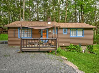 1346 Route 390, Greentown, PA 18426