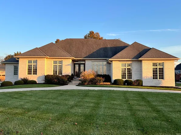 7500 N Landings Trl, Muncie, IN 47303
