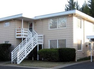 635 SW City View St APT B, Pullman, WA 99163