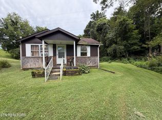 1610 Balls Chapel Rd, Rose Hill, VA 24281