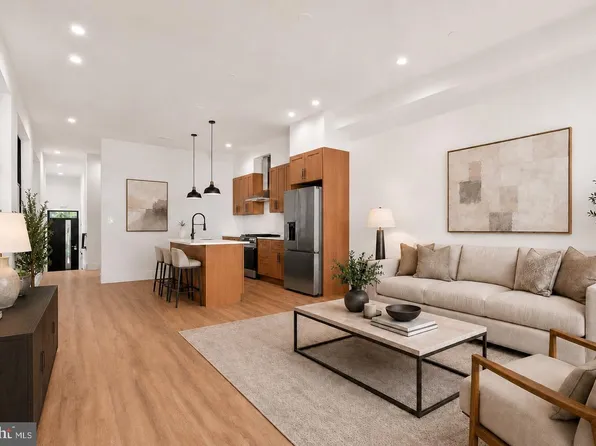 330 Carson St, Philadelphia, PA 19128