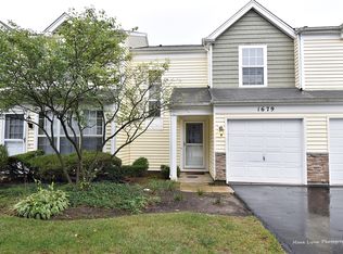 1679 Pebble Beach Cir, Elgin, IL 60123