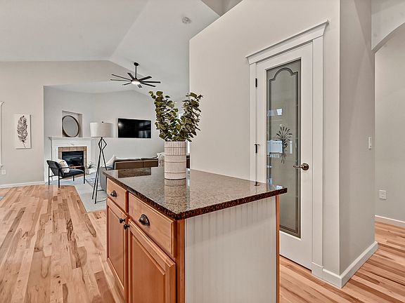 4th image of 6105 N Gull Rock Pl